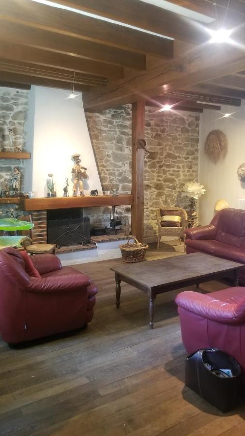 Chambres Et Gite Dans Un Lieu Calme Et Champetre Gourge Les Grippeaux Proche Parthenay Exterior photo